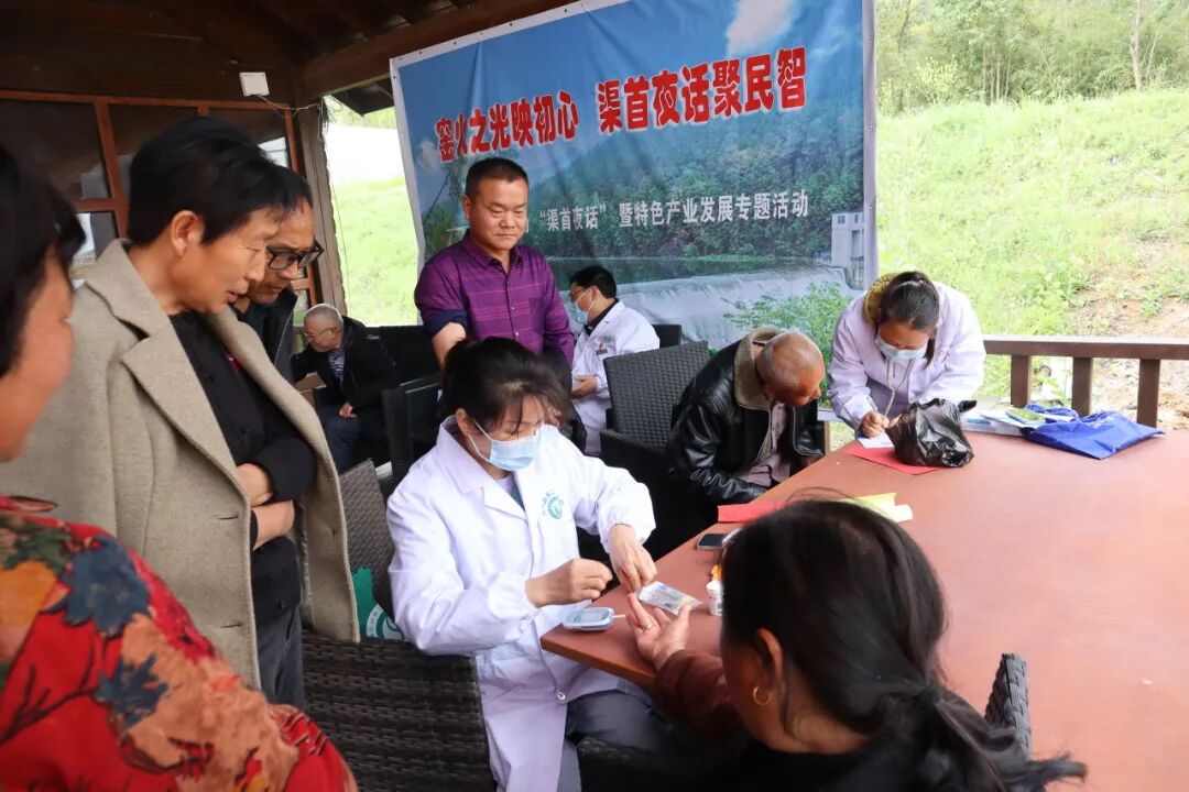 6400.jpg